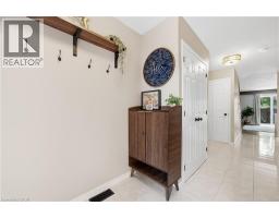 27 BRONTE Court - 4