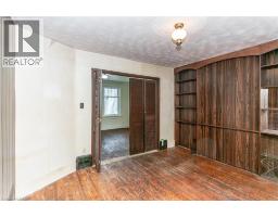 64 SIMEON Street - 14