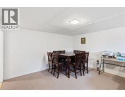 10 TAYLOR Crescent - 25
