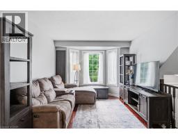 692 GRANGE Crescent - 12