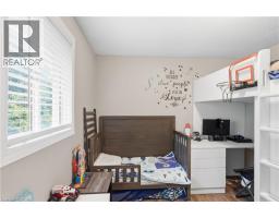 692 GRANGE Crescent - 22