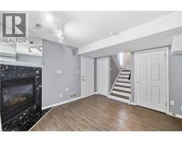 692 GRANGE Crescent - 25