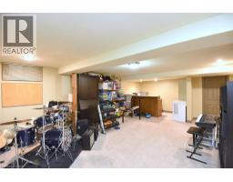75 JOSEPHINE Drive - 36