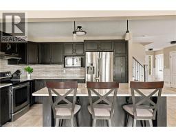 80 ROBERT SIMONE Way - 10