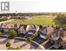 80 ROBERT SIMONE Way - 3