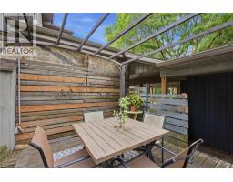 565 ST DAVID Street N - 30