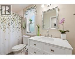 565 ST DAVID Street N - 42