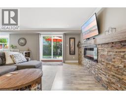469 CLARIDGE Road UnitNo. 6 - 13