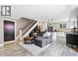469 CLARIDGE Road UnitNo. 6 - 15