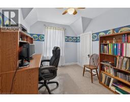 230 PICTON Street E - 22