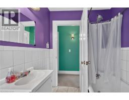 230 PICTON Street E - 28