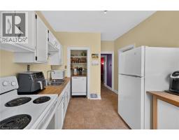 230 PICTON Street E - 8