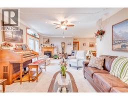 875 SAFARI Road - 35