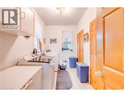 875 SAFARI Road - 45