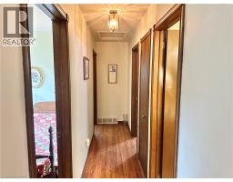 44 DOUGLAS Avenue - 12
