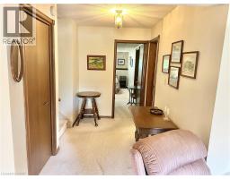 44 DOUGLAS Avenue - 24