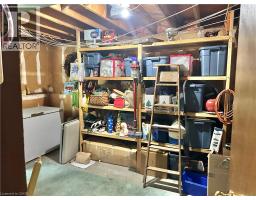 44 DOUGLAS Avenue - 27