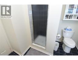 470 AMANDA Crescent - 28
