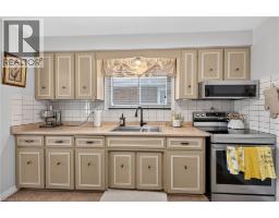 49 BROOKSTREAM Court - 18