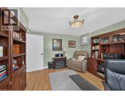 49 BROOKSTREAM Court - 37