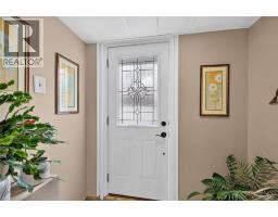 49 BROOKSTREAM Court - 41