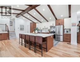 4861 MAPLEVIEW Crescent - 13