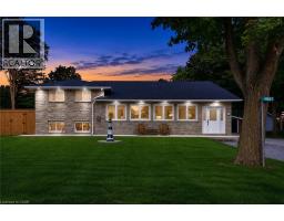 4861 MAPLEVIEW Crescent - 4