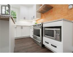 46 MURRAY Street E - 13