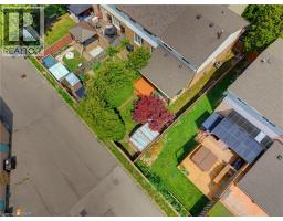 32 SILVERVINE Drive - 32