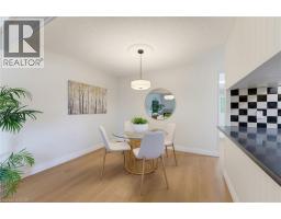 32 SILVERVINE Drive - 5