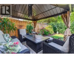 92 MORRISON Crescent - 42