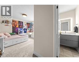 130 PONDCLIFFE Drive - 43