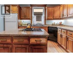 237 NORFOLK Street N - 15