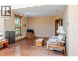 237 NORFOLK Street N - 28