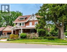 237 NORFOLK Street N - 3