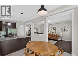 82 MAPLEVALE Drive - 11