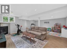 82 MAPLEVALE Drive - 28