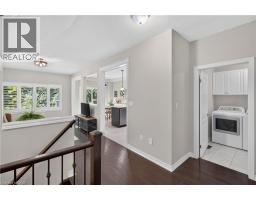 82 MAPLEVALE Drive - 5