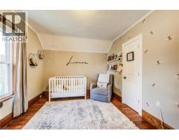 12 QUEEN MARY Street - 21