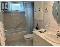 205 RYKERT Street - 11