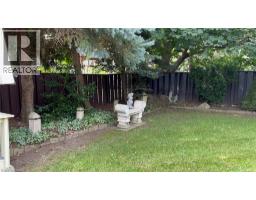 205 RYKERT Street - 24
