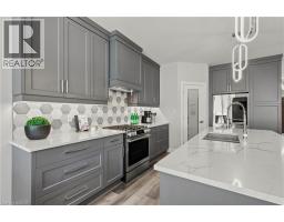 1070 EVANS Street W - 10