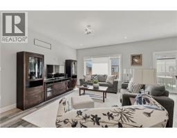 1070 EVANS Street W - 13