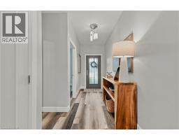 1070 EVANS Street W - 23
