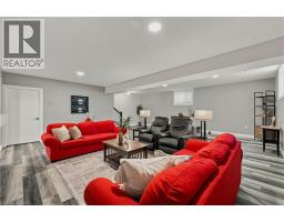 1070 EVANS Street W - 29