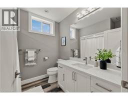 1070 EVANS Street W - 34