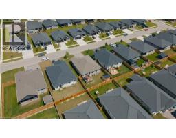 1070 EVANS Street W - 42
