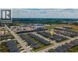 1070 EVANS Street W - 44