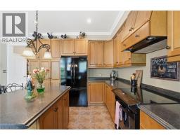 26 SHADETREE Crescent - 18