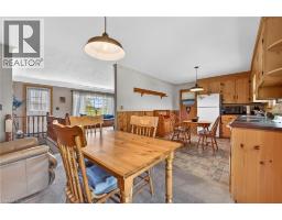 46 ERIE Street N - 15
